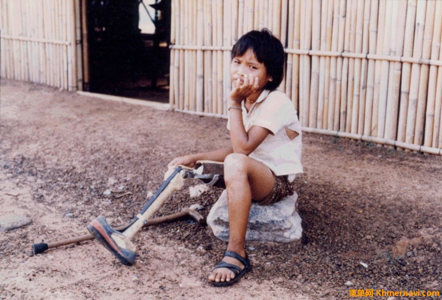 c_J-P-Dousset_ANGELI__one_of_our_first_beneficiaries_in_Thailand.jpg