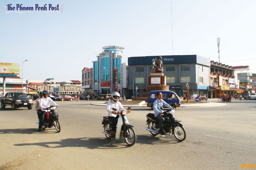 5_Just-11-km-south-of-Phnom-Penh,-Ta-Khmau-City.jpg
