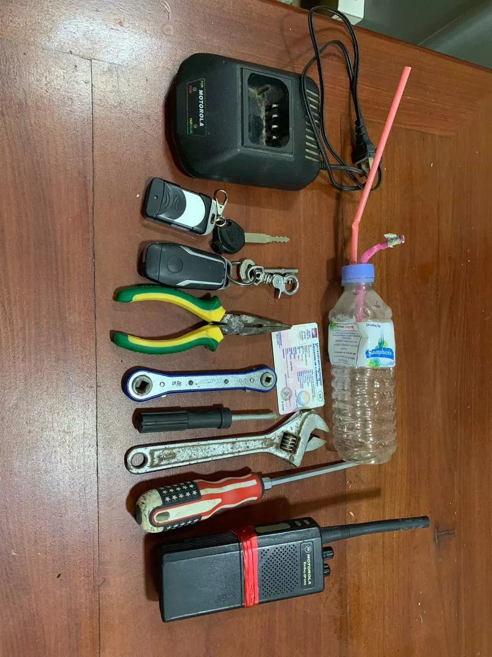 冒充警察入室盗窃, 西港一男子被捕!