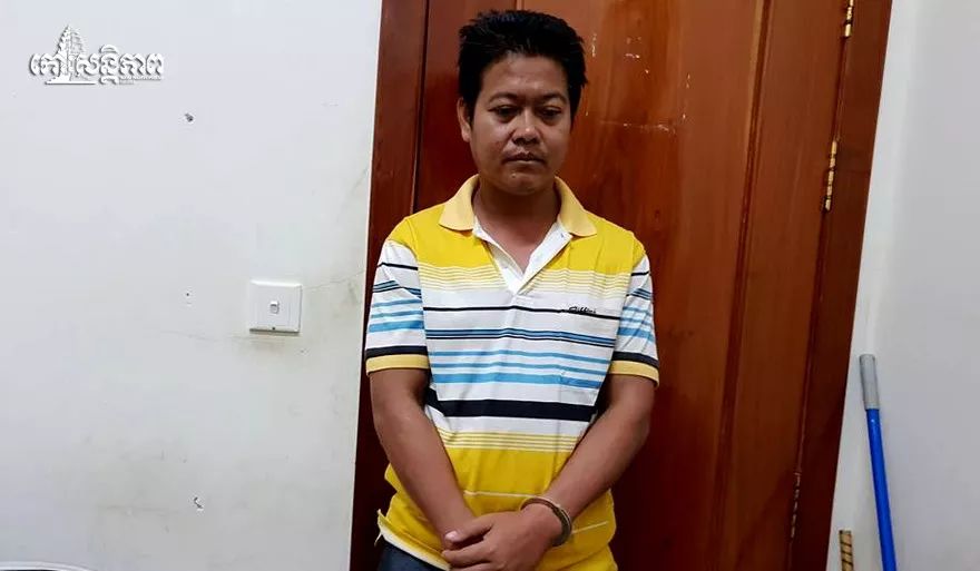 一中国男子在烧烤店遭女友前夫杀死-1.jpg