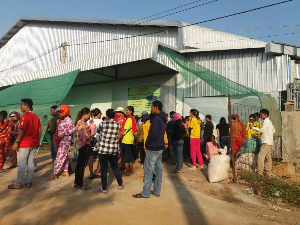 工厂老板跑路！几百号工人叫苦无门-1.jpg