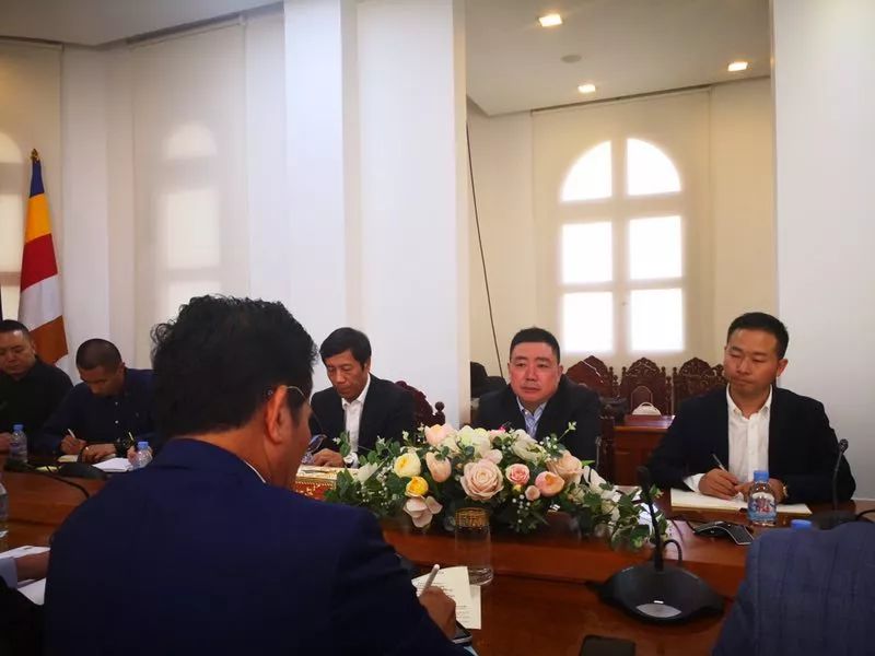 柬埔寨金边市长坤盛先生会见中国重庆代表团-3.jpg