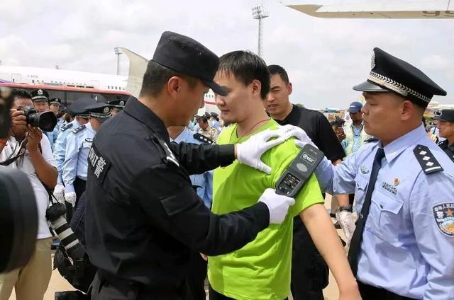 追到柬埔寨！珠海警方侦破部督跨国网络赌博案，135人落网-1.jpg