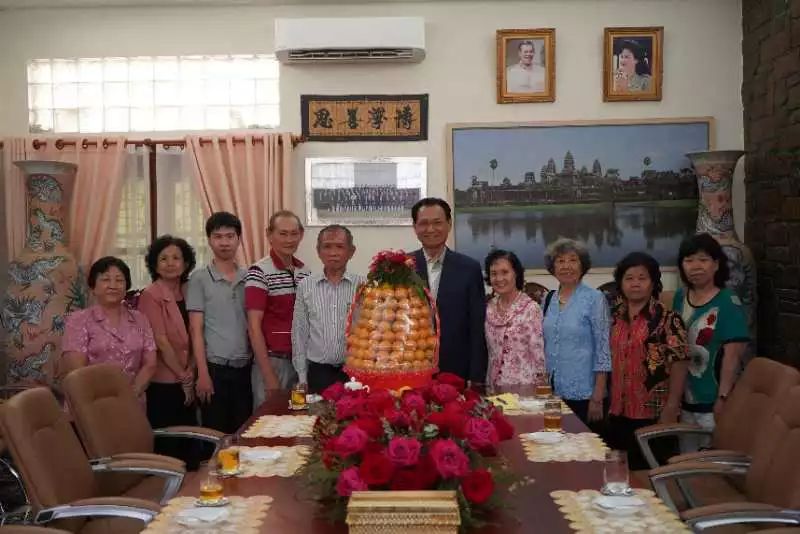 众社团向刘明勤阁下拜年！恭祝新春愉快，吉祥如意-4.jpg