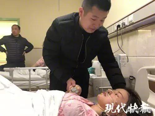 奔波4千公里接回重病女友：全世界放弃你，我也要救你-4.jpg