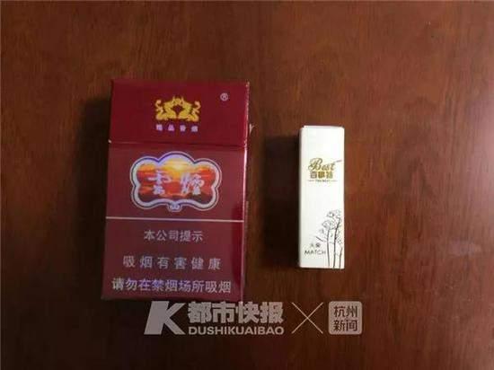 2名男子第一次坐飞机在卫生间吸烟 被行拘8天-4.jpg