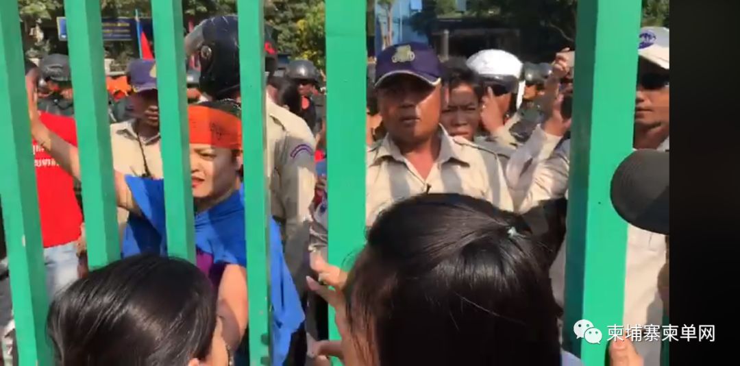 无视政府禁令，金边爆发400多人集会游行！（视频）-2.jpg