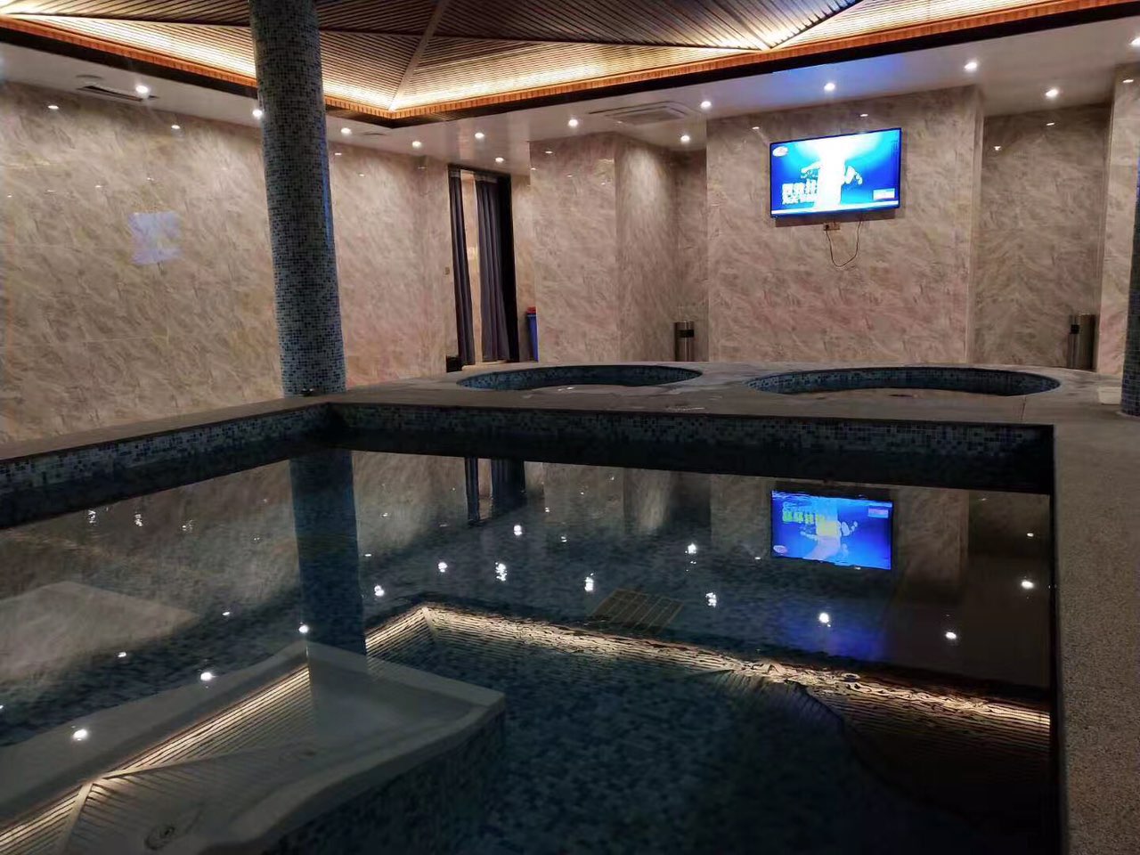 柬埔寨|柬单网|西港高端水会,有干蒸,湿蒸,搓背