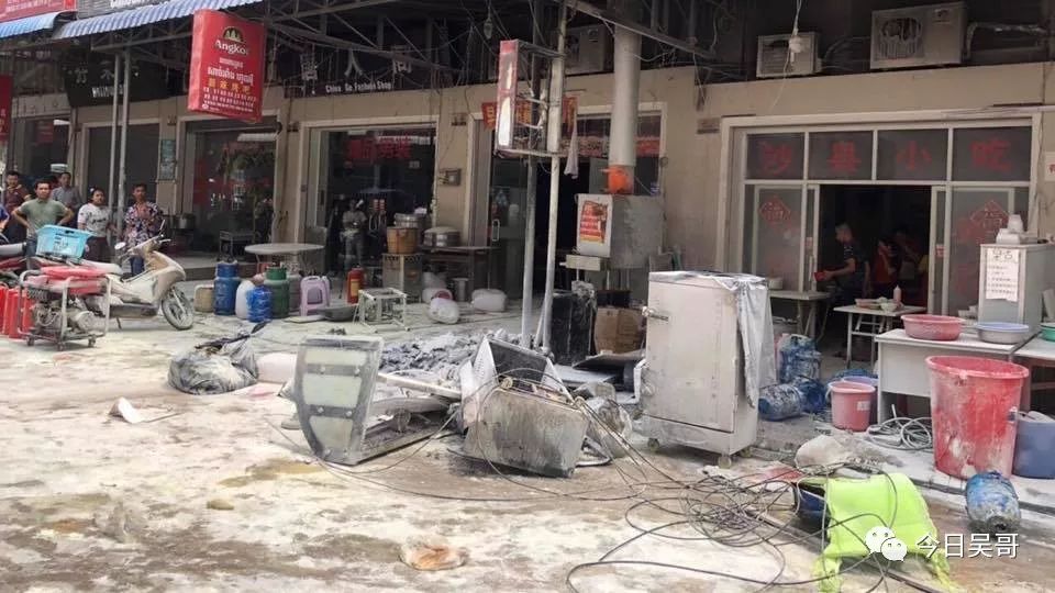 突发！西港两家中国餐厅发生火灾-2.jpg