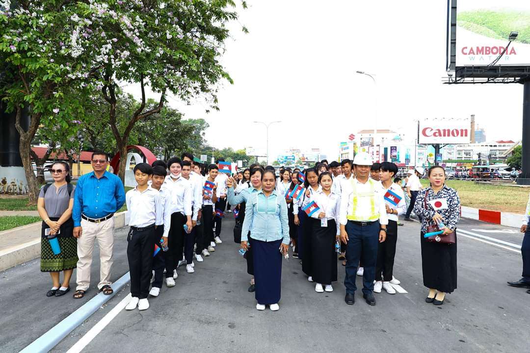 中国真的要向日本学学宣传-6.jpg