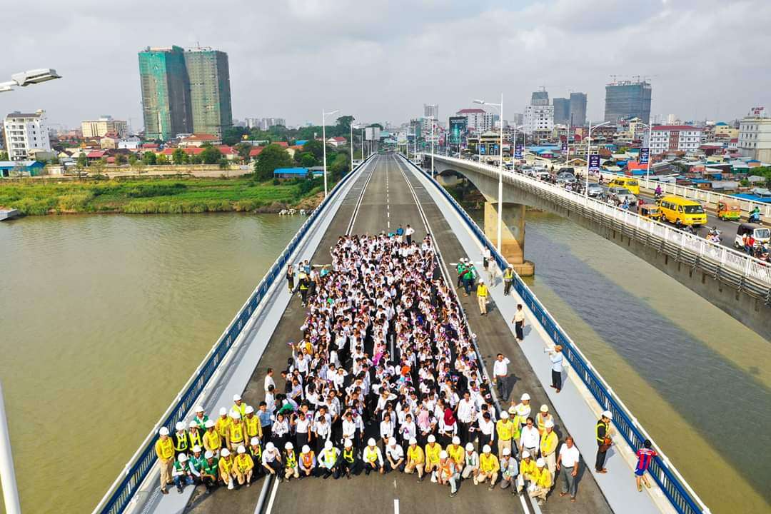 中国真的要向日本学学宣传-4.jpg