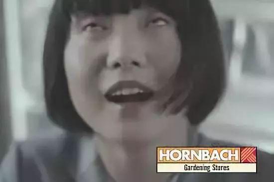 亚洲女性爱闻白人男子汗臭味？中日韩网民被激怒-3.jpg