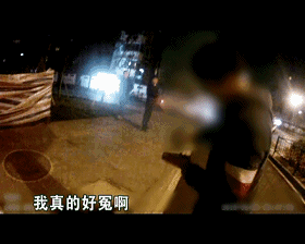 小伙逆行被拦，接个电话爆哭！数万网友：就是我-6.jpg