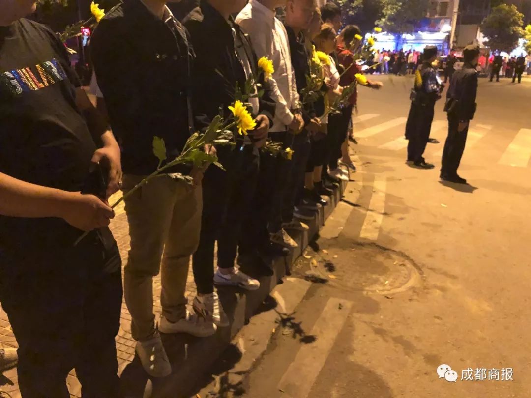 致敬英雄！24个90后、2个00后、1个80后的最后朋友圈-4.jpg