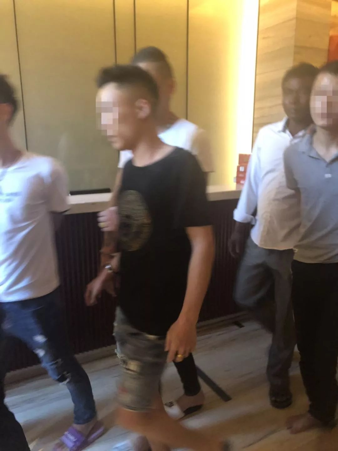 西港发生暴力斗殴事件 多人被捕-1.jpg