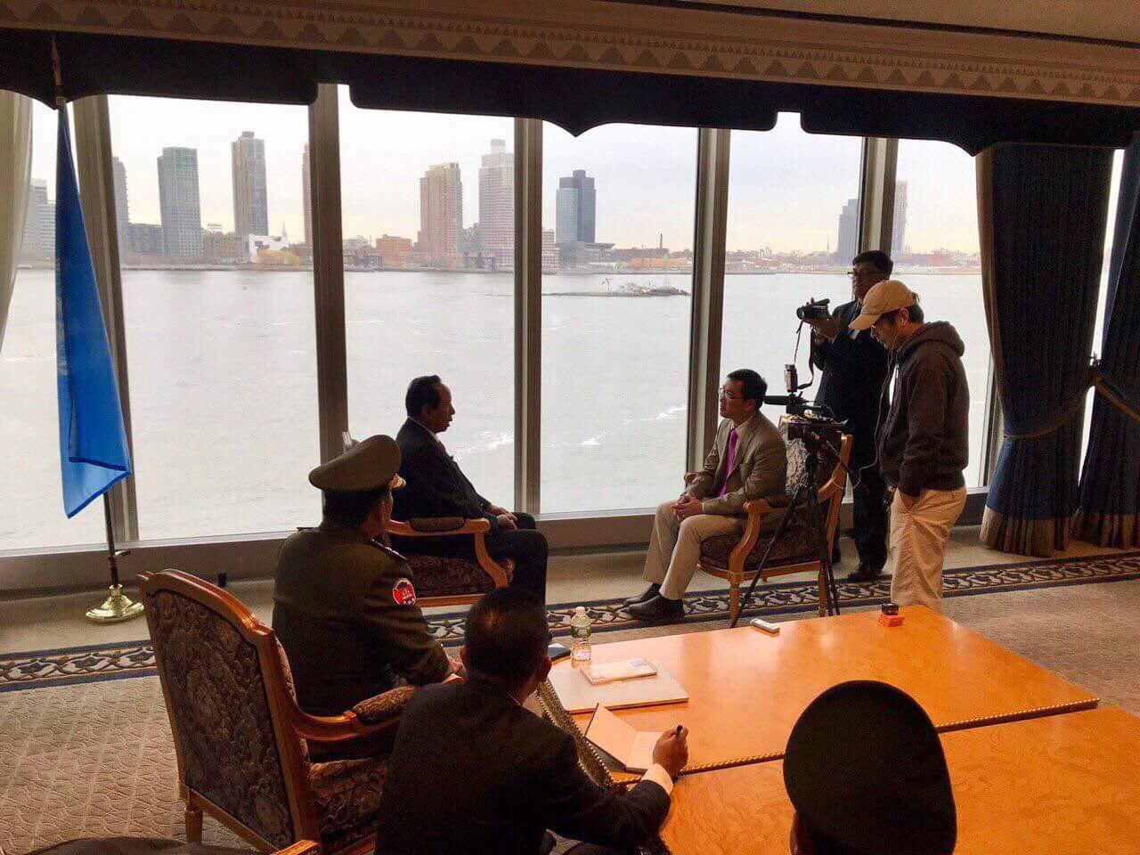 狄班副总理：绝不允许非法抗议活动来推翻合法王国政府-2.jpg