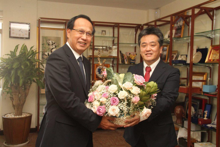 小林1-日本投资商。.jpg