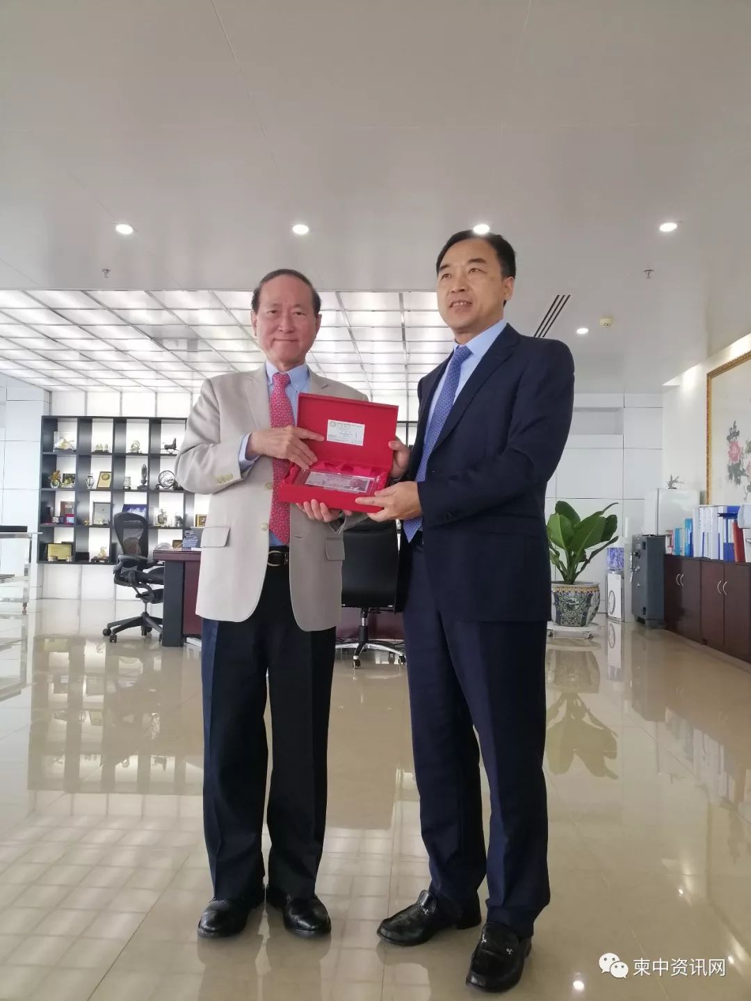 柬埔寨巨大发展是政府及全体人民共同期盼和努力的结果-4.jpg