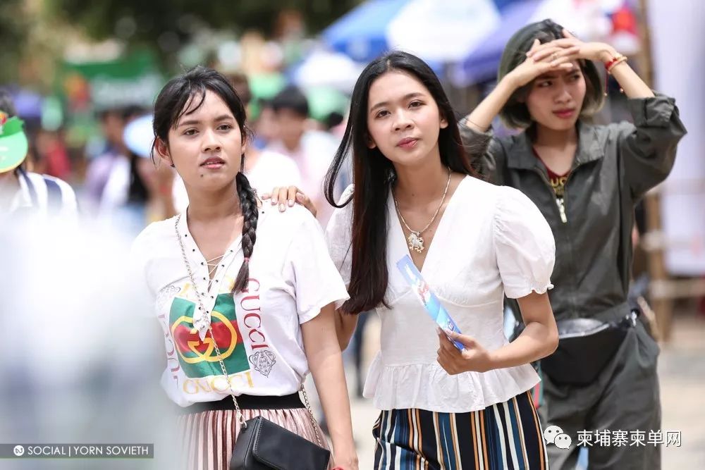 实拍！柬新年美女集体现身嗨爆全场，大饱眼福-3.jpg