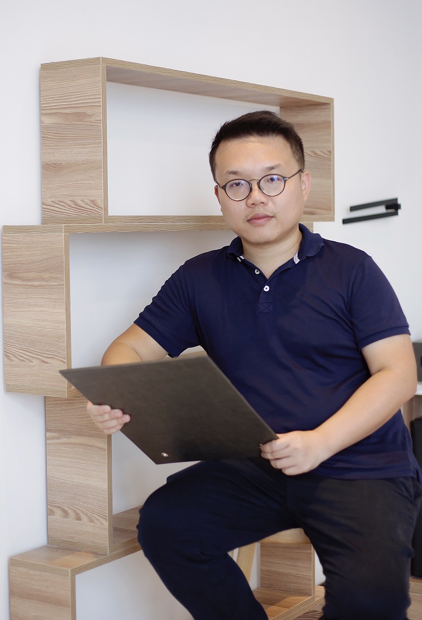 老板锐群.JPG
