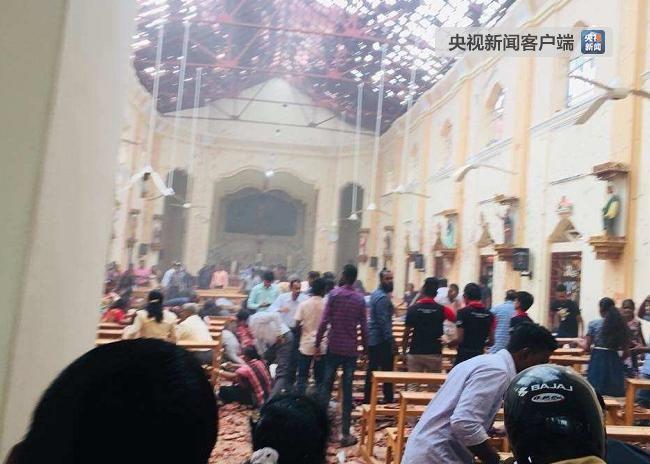 斯里兰卡八连炸！已致215死 确认有2名中国人-1.jpg