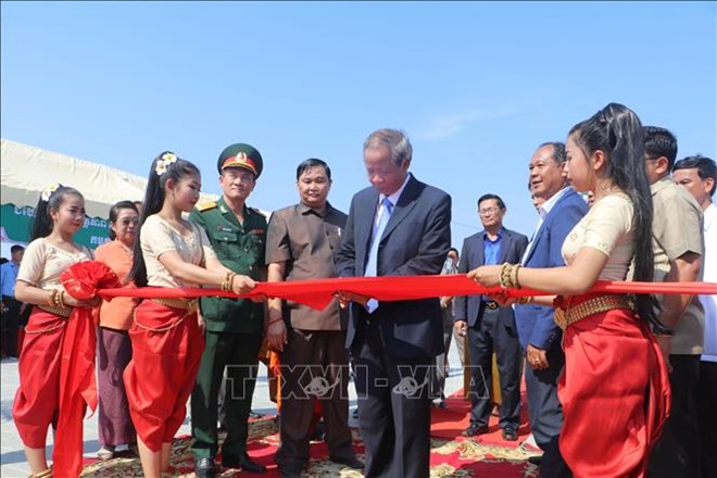 vna_potal_khanh_thanh_dai_huu_nghi_viet_nam__campuchia_tai_khu_vuc_tay_bac_campu.jpg
