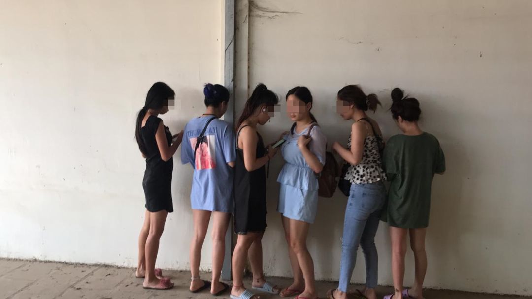 涉嫌提供性服务，金边12名中国人被捕！-1.jpg