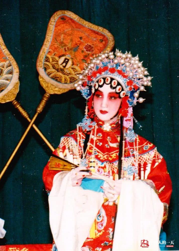 最美反诈女警：戏曲演员出身，拦截电信诈骗止损上亿元-4.jpg