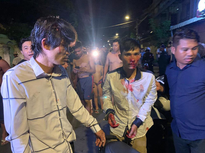 劫匪深夜作案得手 疯狂逃亡途中“栽跟头”-1.jpg
