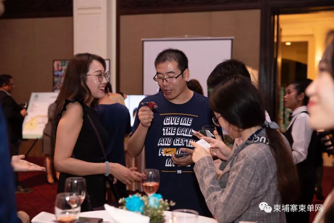 老总、大咖、精英齐聚，在柬华人商务交流会刷爆朋友圈！-8.jpg