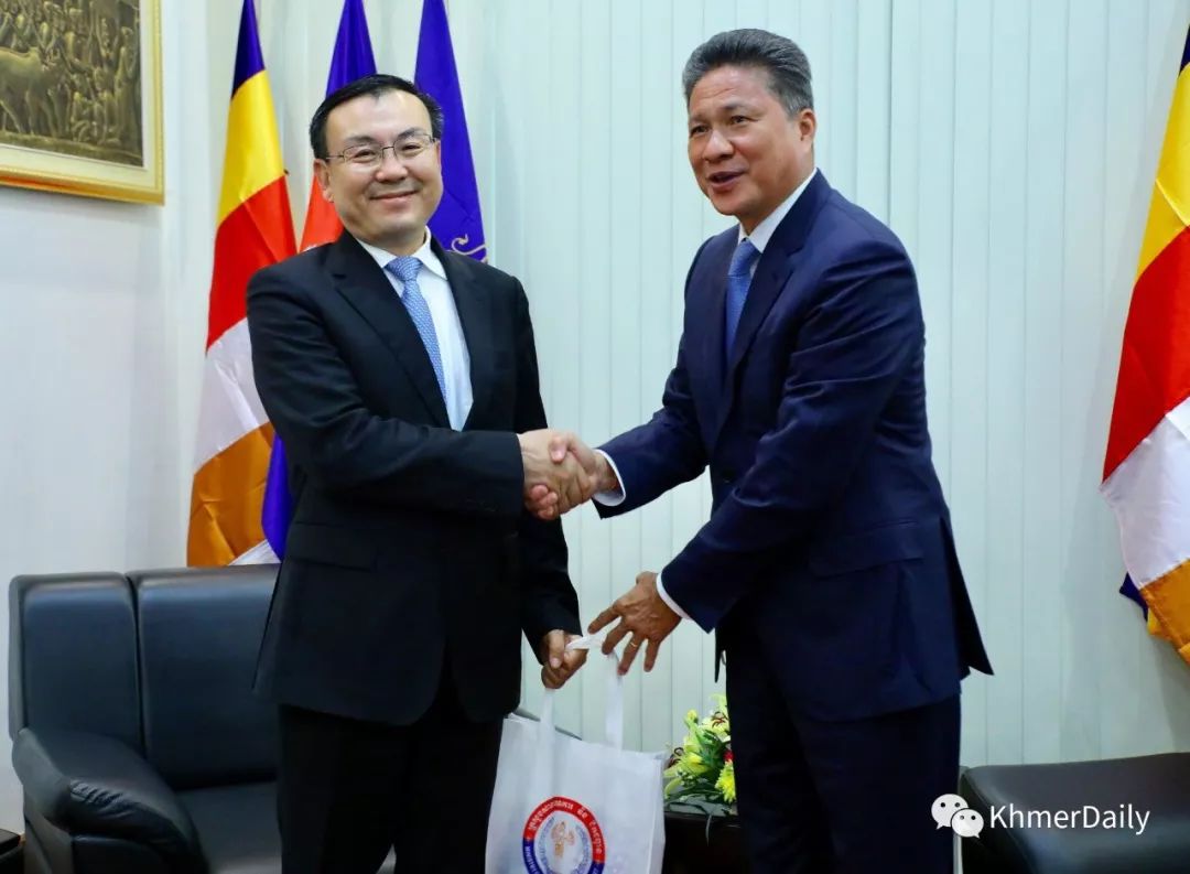 柬埔寨希望中国公司参与是士芬至暹粒铁路建设-1.jpg