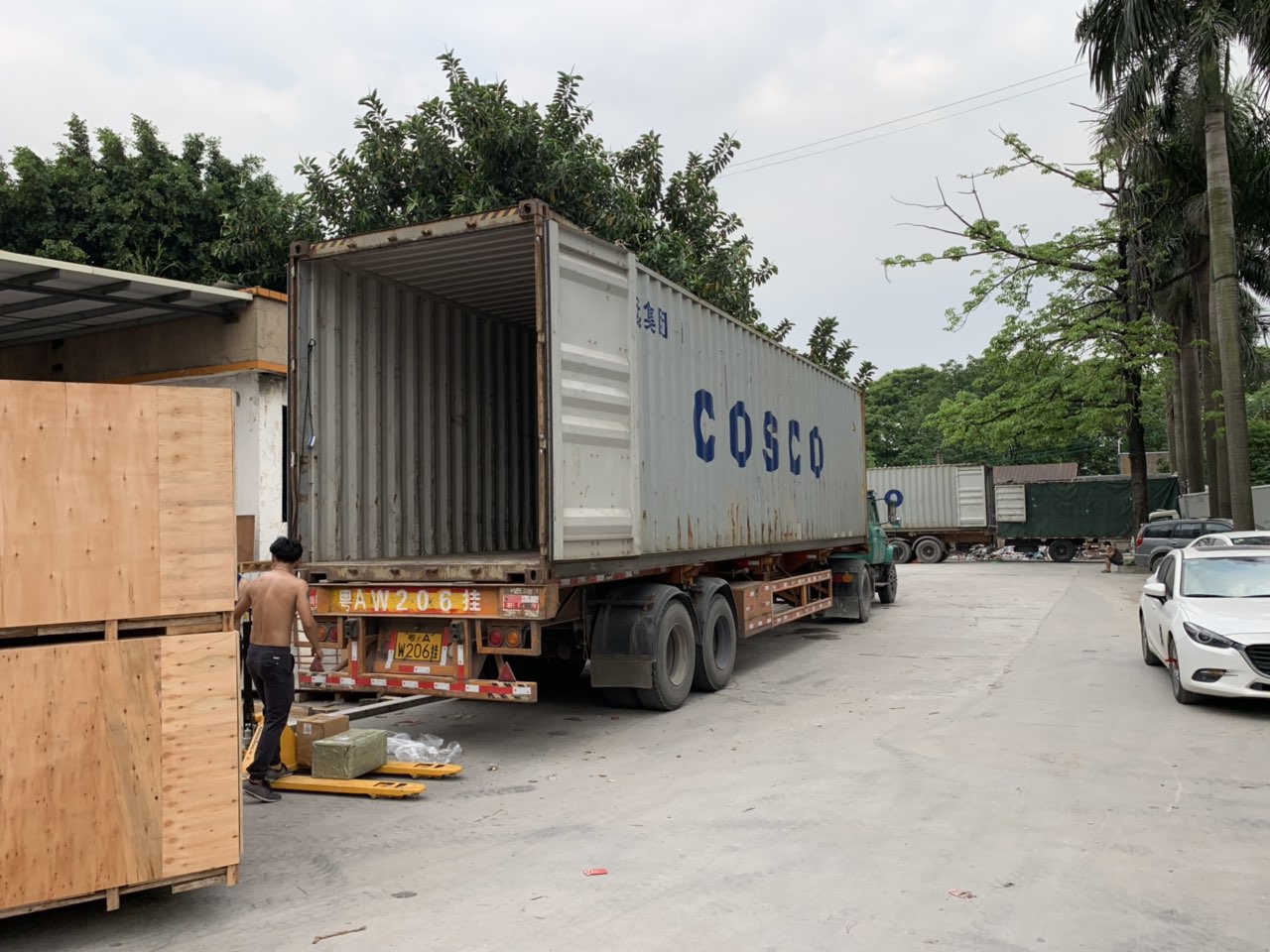 柬埔寨|柬单网|陆运45柜,陆运50柜,仓库自家装柜,师傅专业,价格优美