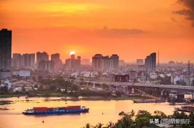 外国海关花式索要小费，只叮中国人吗-10.jpg