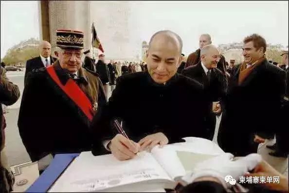 精通舞蹈电影国外语，网友疯狂表白，他是柬人心的男神！-15.jpg