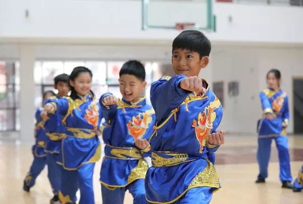柬埔寨“神童”受富豪资助赴中国留学！-11.jpg