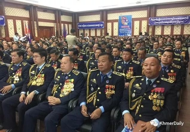 柬埔寨庆祝国家警察成立74周年-1.jpg