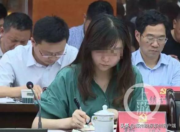 围观“29岁挂职副县长”，人们在质疑什么？-1.jpg