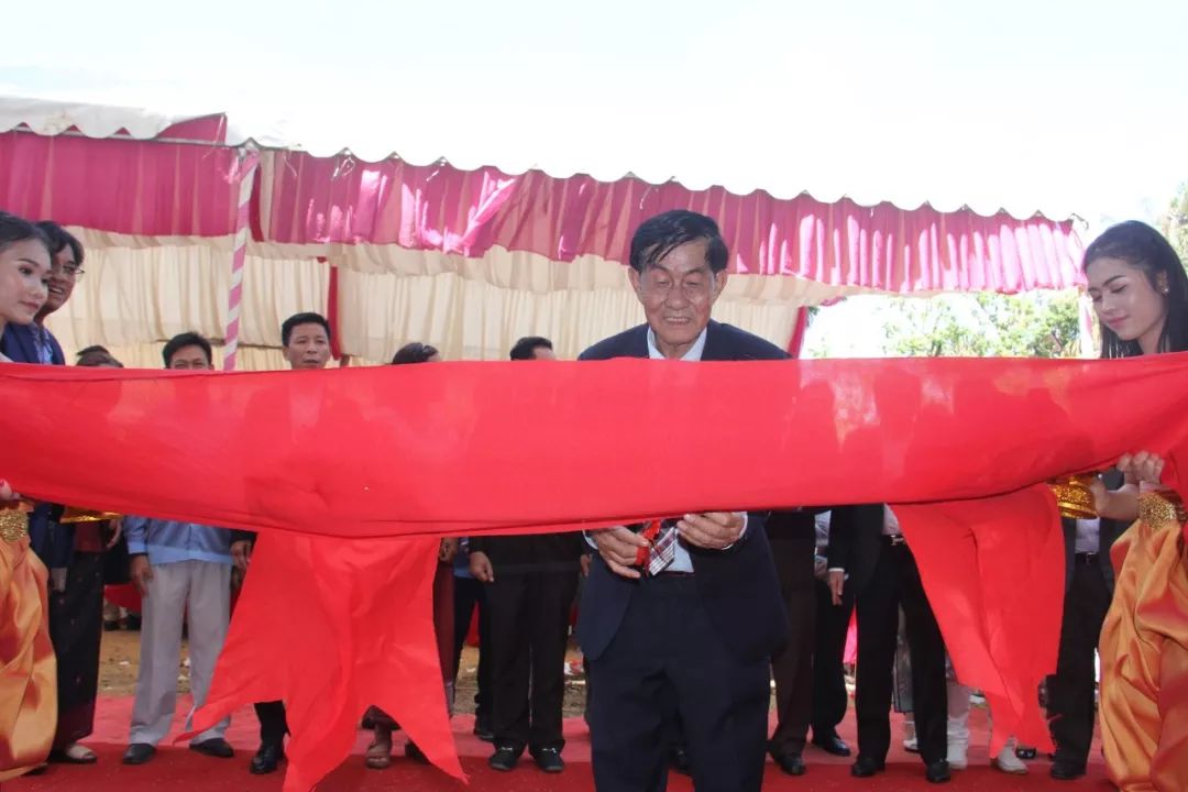 翁湖市民众学校隆重举行新教学楼及宿舍楼落成典礼-6.jpg