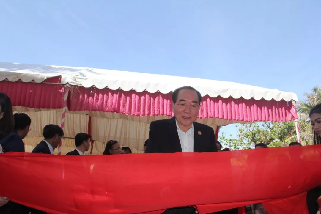 翁湖市民众学校隆重举行新教学楼及宿舍楼落成典礼-12.jpg