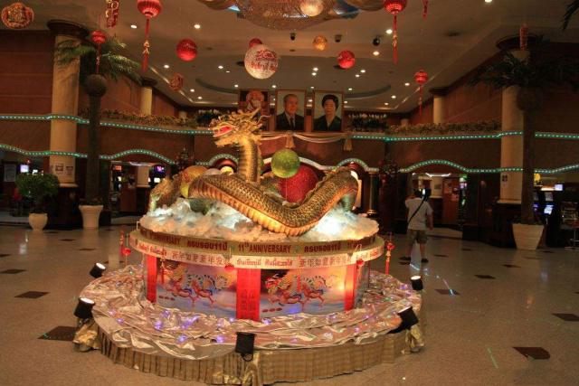 泰国与柬边境的一个贫穷小城市，为何每年吸引众多游客？-5.jpg