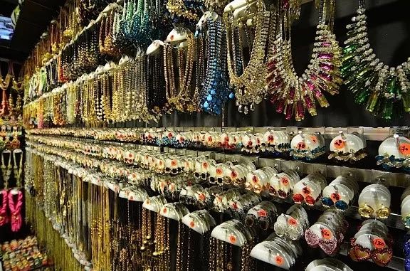 金边首座奥特莱斯十月开幕，现在入驻MMM开启致富之路-6.jpg