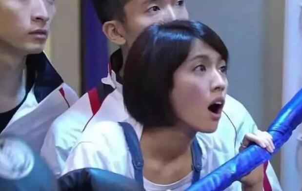 2019年度香港小姐海选又来了，每年的选手都能丑到刷新你...-7.jpg