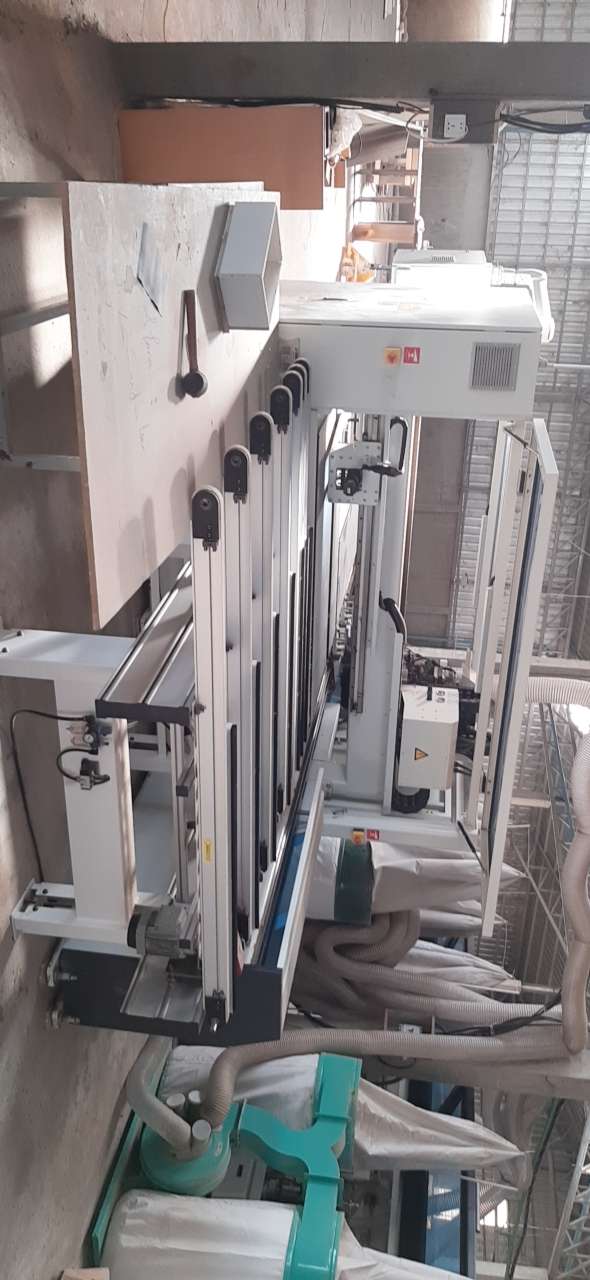 金边自有家具厂承接酒店工程家具办公工程家具民用