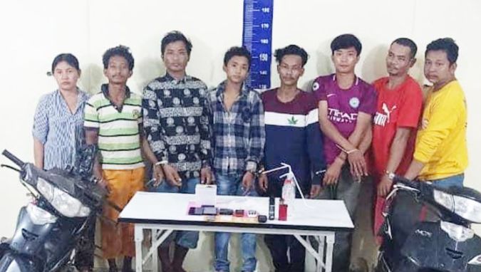 两县联合执法围捕贩毒分子 8名嫌犯被捕-1.jpg