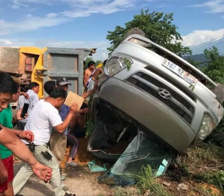 “柬式”交通问题严峻，近期死伤近1500人！-1.jpg