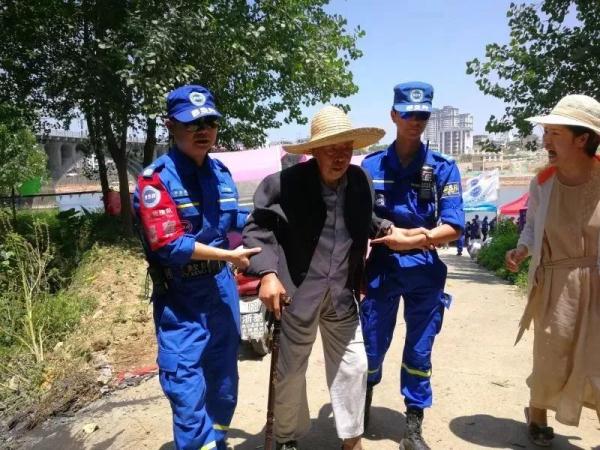 痛心！年仅19岁！这名蓝天救援队志愿者，就这么走了……-6.jpg