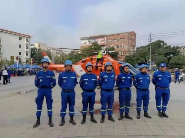 痛心！年仅19岁！这名蓝天救援队志愿者，就这么走了……-8.jpg
