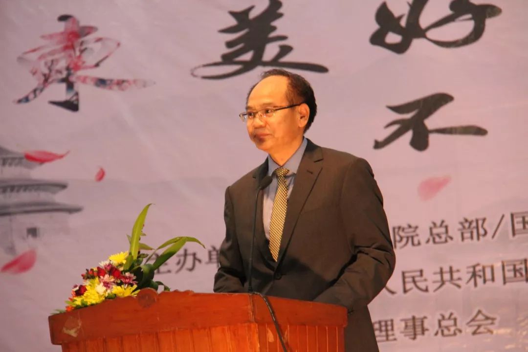 中国汉办援柬志愿者教师完成年度任务即将载誉回国-2.jpg