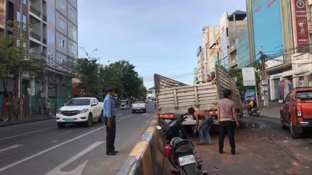 飙车一时爽！害人害己“愤难平”！-1.jpg