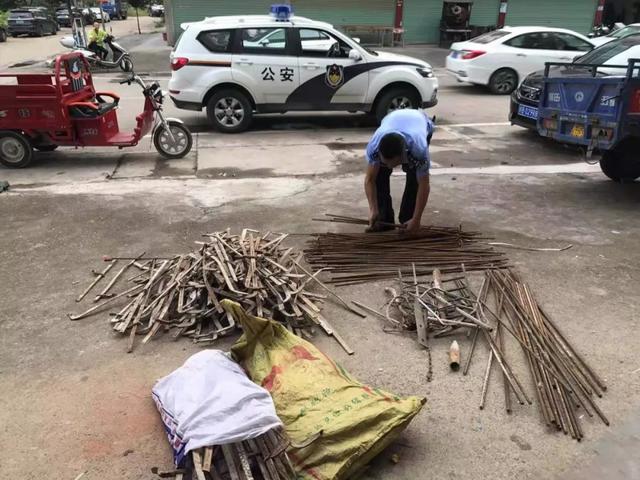 赣州一男子偷1.8吨钢材！每次一点点，差点把整个工地搬回家-3.jpg